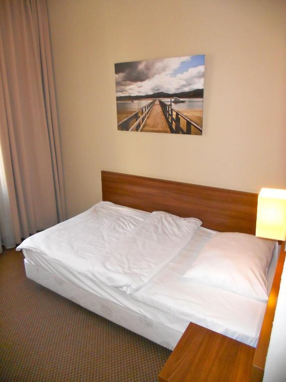 Hotel Srodmiejski Zielona Gora  Ruang foto