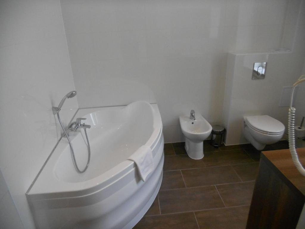 Hotel Srodmiejski Zielona Gora  Ruang foto