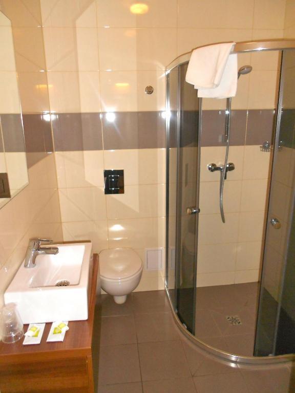 Hotel Srodmiejski Zielona Gora  Ruang foto