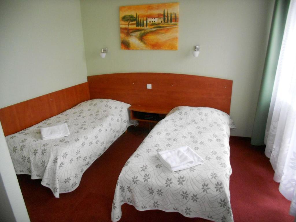 Hotel Srodmiejski Zielona Gora  Ruang foto