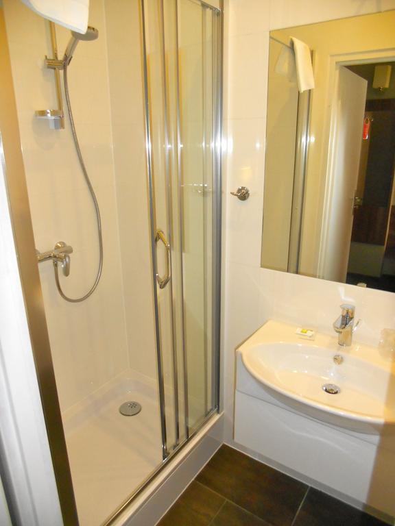 Hotel Srodmiejski Zielona Gora  Ruang foto